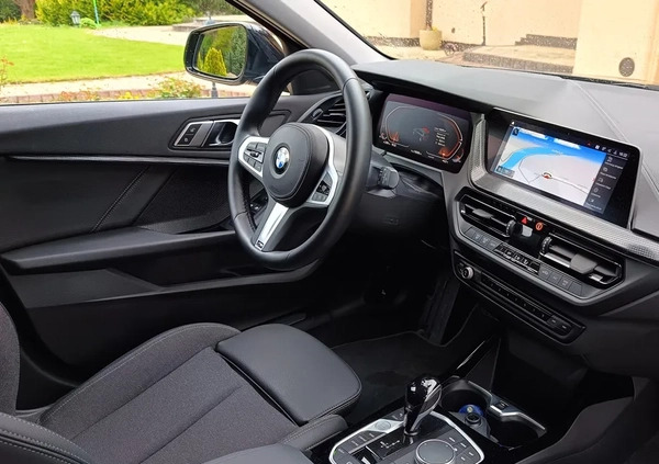 BMW Seria 1 cena 122000 przebieg: 14000, rok produkcji 2021 z Krapkowice małe 191